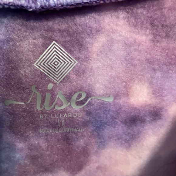 1X Lularoe Rise half zip sweatshirt in a purple, pink and blue splash pattern - Picture 3 of 3